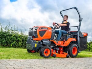 Kubota G231 HD High Tip – Ride-on Mower